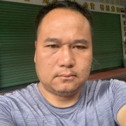 吴向荣