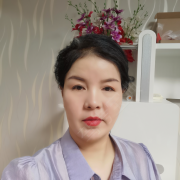 李彩霞