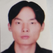梅亮