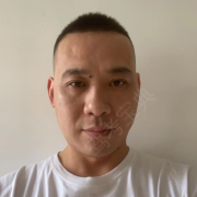 闫伟