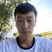 李佳奇