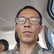 杨静