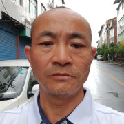 李健