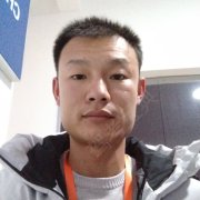 黄靖