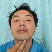 刘平