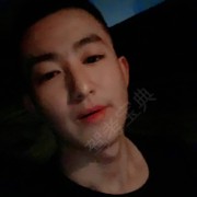 胡秦飞
