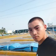 杨勇
