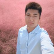李啊龙