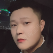 黄伟