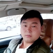 高章伟