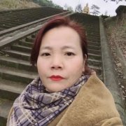 王小英