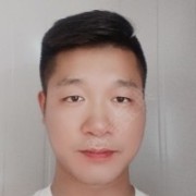 杨成龙