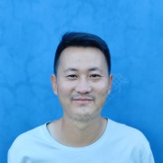 吕玉刚