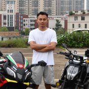 丁良辉