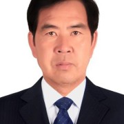杨亮