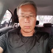 侯立坤