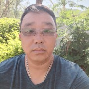 晋美东