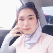 李静静