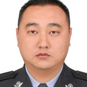 尹以明