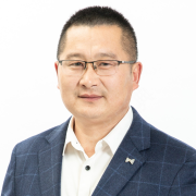 王加朋