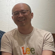韦成华