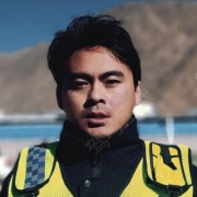 裘东东