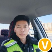 张贵成