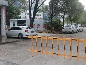 洪星驾校
