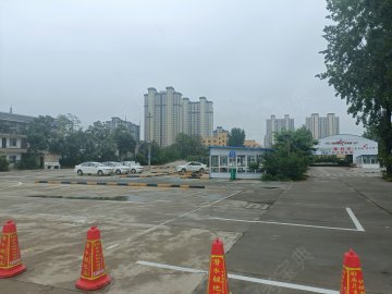 宏达驾校