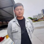 汪佳