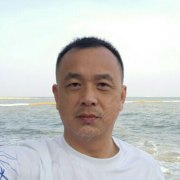 李新