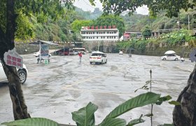 开拓驾校
