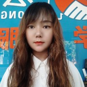 陈阳英