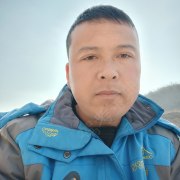 祁成龙