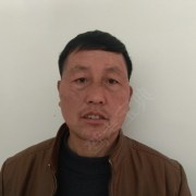 李尕树