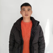 张昆伦