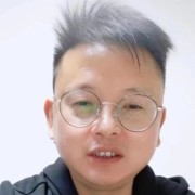 黄忠火