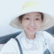 李华
