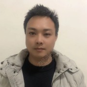 何俊青