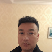 华斌