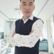 赵岩