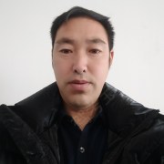 刘明