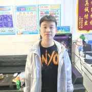 张尧泉