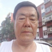 屈顺友