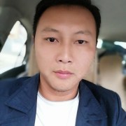 向伟
