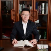 李宁