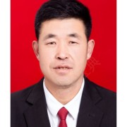 李毅