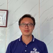 李镇
