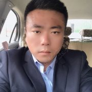 李明