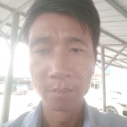 周伟